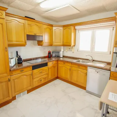 Villa Samina - With Stunning Views And Private Pool In *